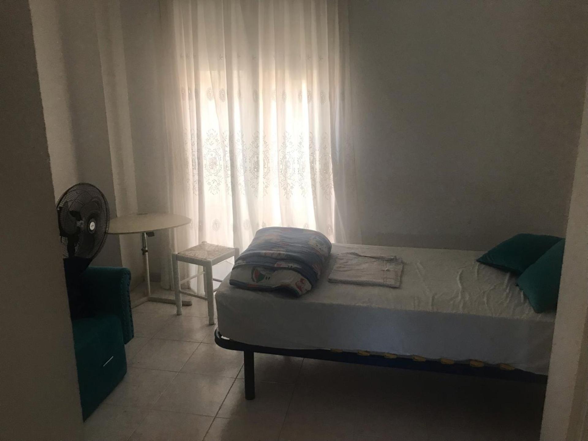 Malaga Habitacion En Apartamento Carlos Haya公寓 外观 照片